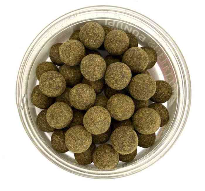 Бойлы нейтральной плавучести WAFTERS GOLD в обсыпке PINEAPPLE GOLD (АНАНАС) 15 мм