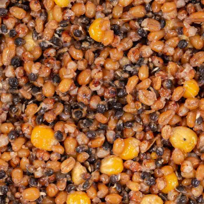 Зерновая смесь MINENKO Spod Mix Strawberry(1кг)